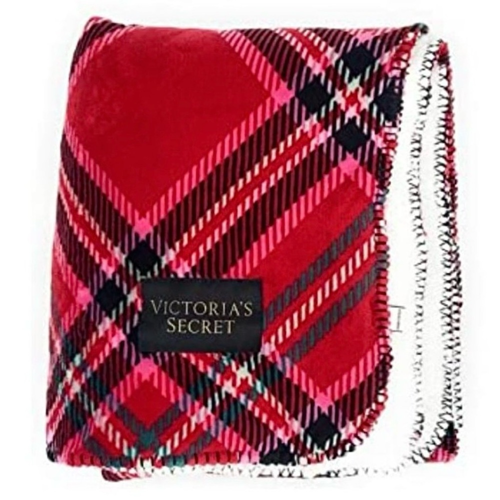 Victoria's Secret Soft Sherpa Throw Blanket Red Pink Plaid Tartan 50" × 60"